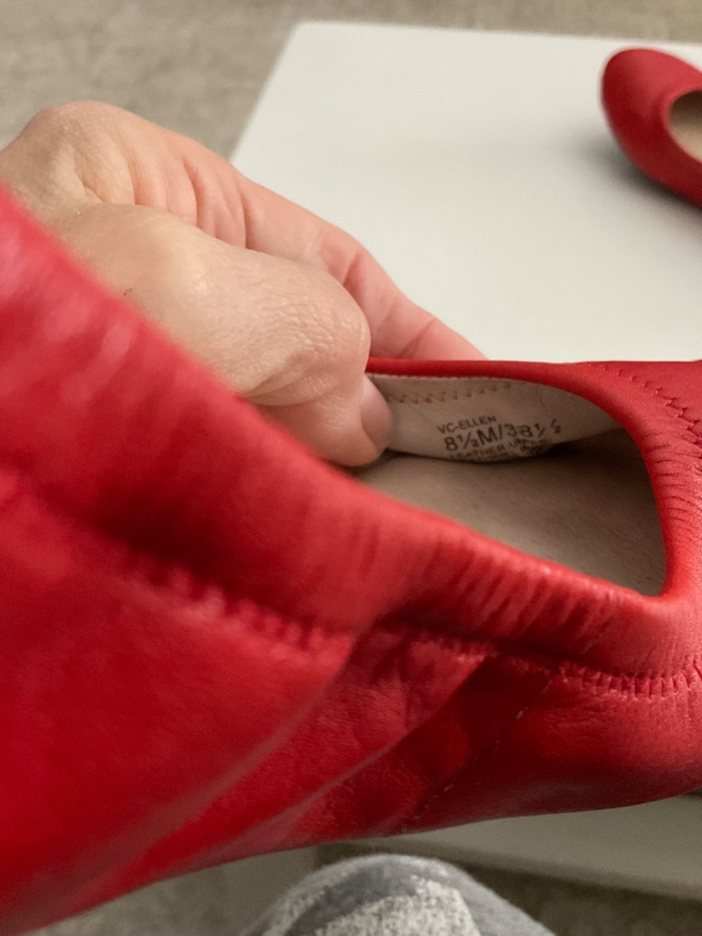 Vince Camuto Flats - Picture 3 of 6